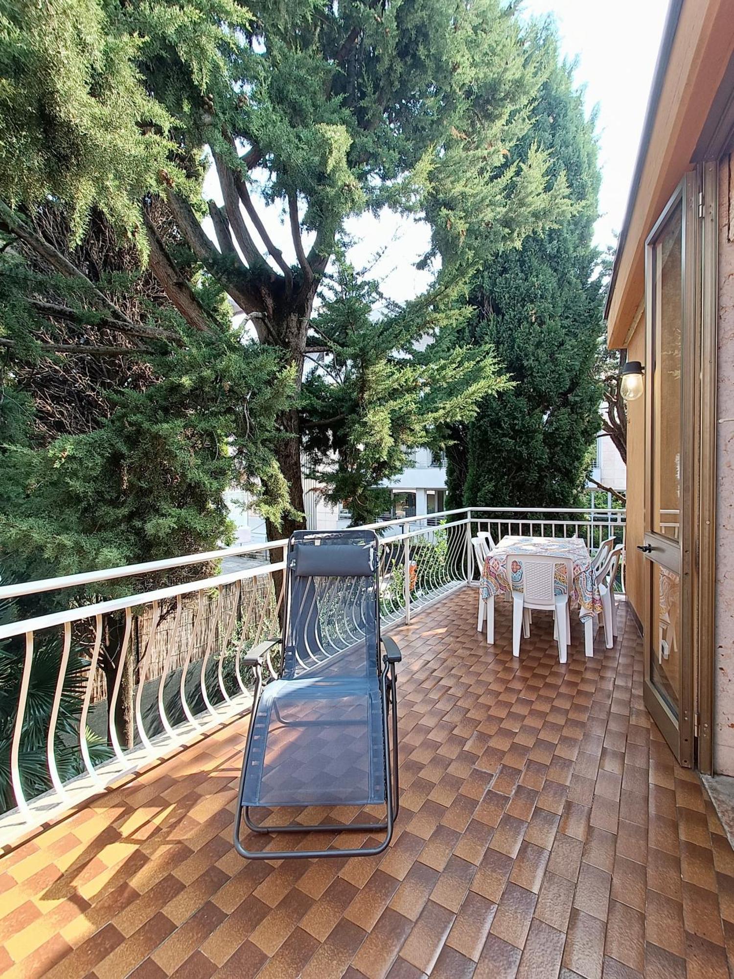 Casa Lucy Villa Bardolino Exteriör bild